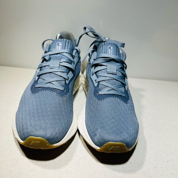 New Balance Fresh Foam Arishi v4, Arctic Grey/Light Arctic Grey size 7 - Picture 3 of 8